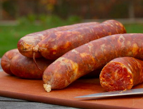 特色的(de)西(xī)班牙香腸